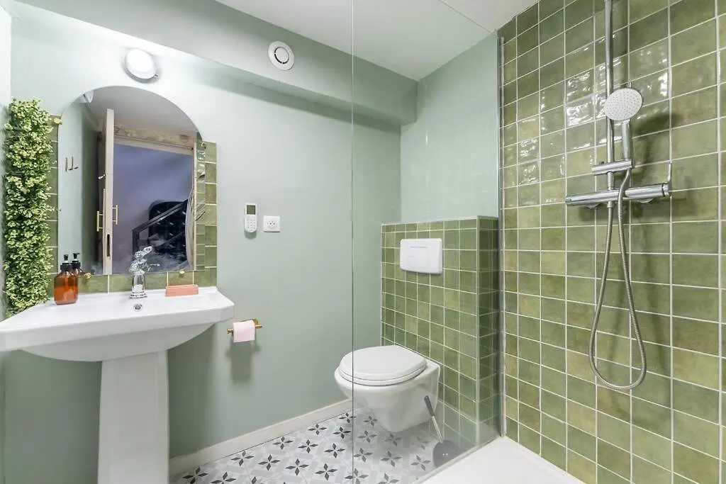 Loft De 150M2 Avec Terrasse Apartamento Marselha 0*,  França