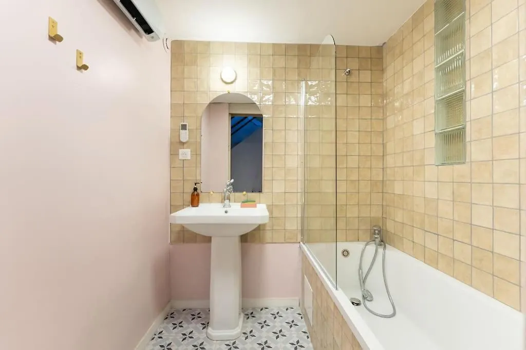 Loft De 150M2 Avec Terrasse Apartment Marseille